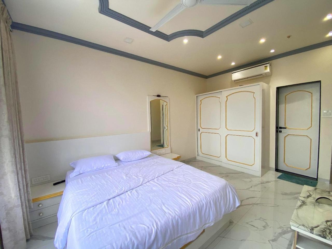Vedika Garden Otel Lonavala Dış mekan fotoğraf