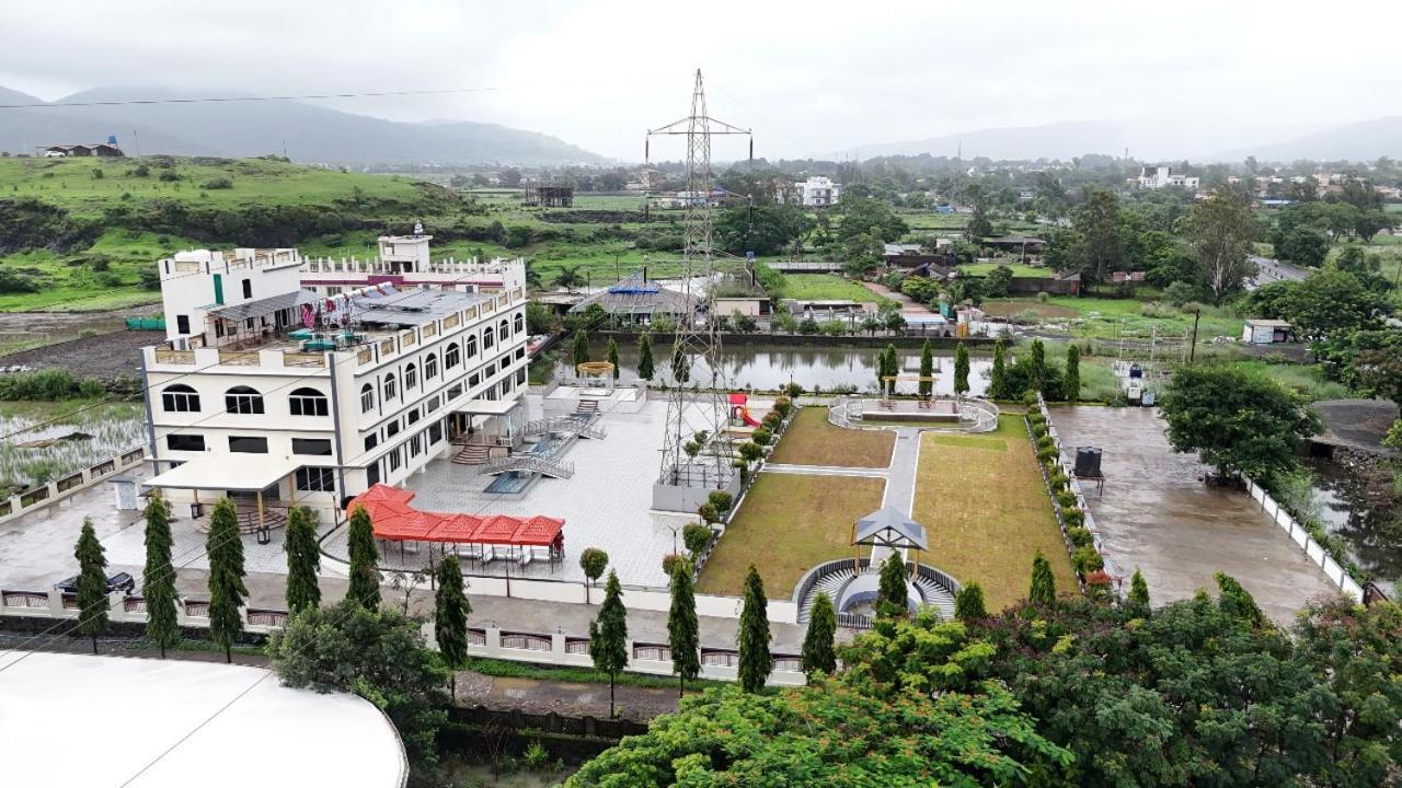 Vedika Garden Otel Lonavala Dış mekan fotoğraf